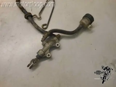 Kawasaki KL650B Rempomp achter