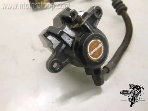 Kawasaki KZ1100D(BD10CA) Remklauw achter