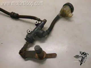 Kawasaki KZ1100D(BD10CA) Rempomp achter