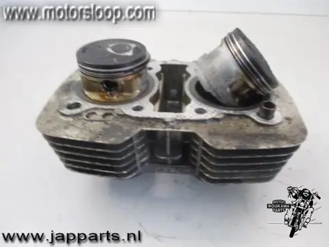 Kawasaki KZ305(CSR) Cilinder met zuigers