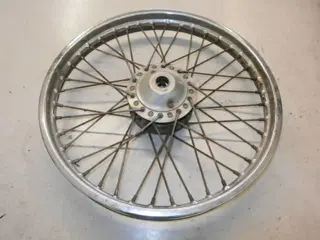 Kawasaki KZ305(CSR) Voorwiel