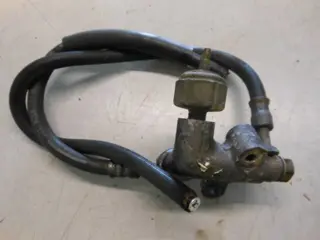 Kawasaki KZ750B Remleiding verdeelstuk