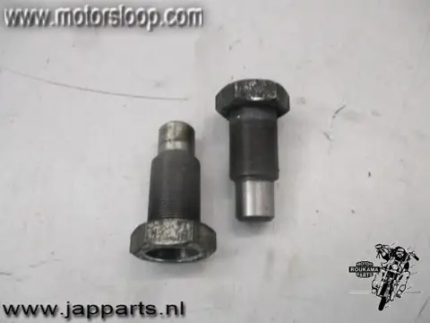 Kawasaki KZ750N Achterbrug bussen