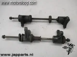 Kawasaki KZ750N Bloksteun bouten/assen