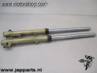 Kawasaki KZ750N Vorkpoten