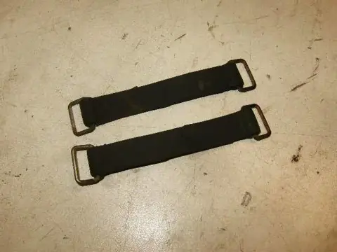 Kawasaki LTD440 Bandjes onder zadel per stuk