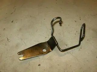 Kawasaki LTD440 Kabelgeleider voorspatbord