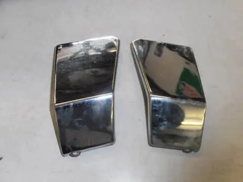 Kawasaki LTD550(KZ550F) Luchtfilterkapjes links en rechts