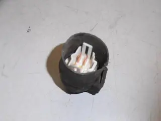 Kawasaki LTD550(KZ550F) Schakelrelais 4 pins