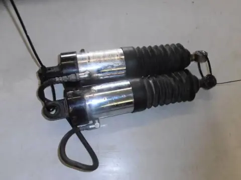 Kawasaki LTD550(KZ550F) Schokbrekers 44003-1327