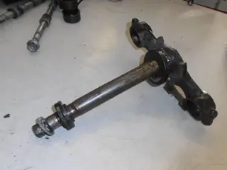 Kawasaki LTD550(KZ550F) Voorvork T-Stuk 44037-1093