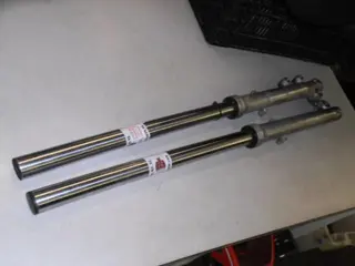 Kawasaki LTD550(KZ550F) Voorvorkpoten