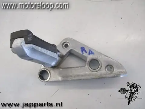 Kawasaki VN750A Voetstephouder rechts achter