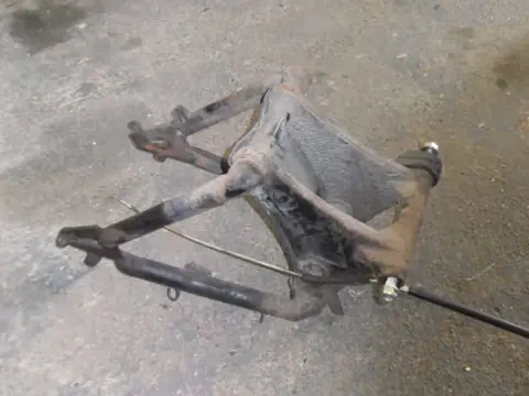 Kawasaki VN800B Achterbrug 33001-1509