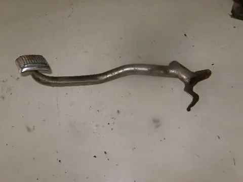 Kawasaki Z500B Rempedaal