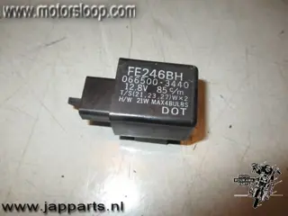 Kawasaki ZX-7R(ZX750P) Knipperlichtrelais