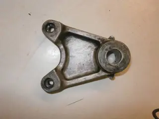 Kawasaki ZZR1100D Remklauw houder achter 43034-1124