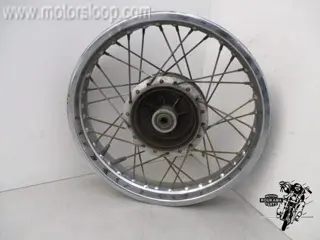 Suzuki GN250 Achterwiel