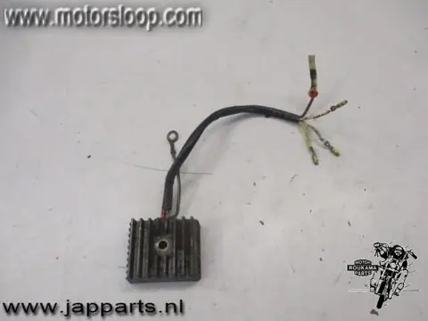 Suzuki GS400 Gelijkrichter