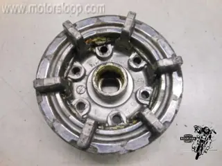 Suzuki GS550E Tandwieldrager 64611-34000