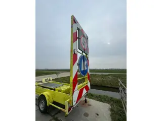 wegmarkering aanhanger
