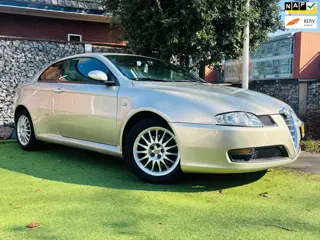 Alfa Romeo GT 2.0 JTS Distinctive Selespeed