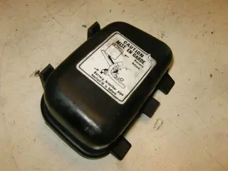 Suzuki GSX550(GN71) Kapje lichtfilterhuis