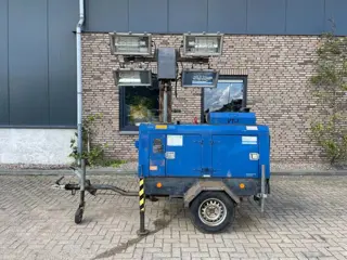 Kubota Superlight VT1 mobiele lichtmast-generator