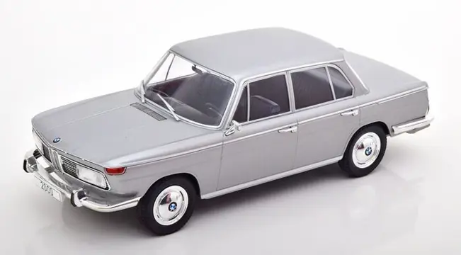 MCG - 1:18 - Bmw2000type 121,,,1966--1970///