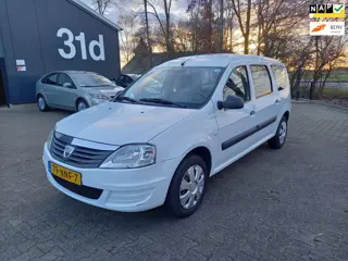 Dacia Logan MCV 1.6 Ambiance bj 2010 airco