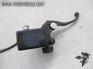 Triumph Sprint 900(T300A) Rempomp voor