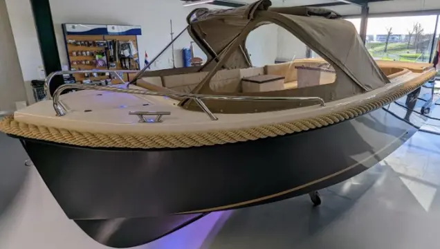 Lago Amore 633 Sloep | 6,5 meter - 8 personen | Nieuw!