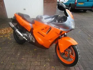 Honda CBR 600 F NIEUWSTAAT!!