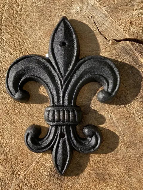 GIETIJZEREN FRANSE LELIE MUURDECORATIE ZWART NIEUW