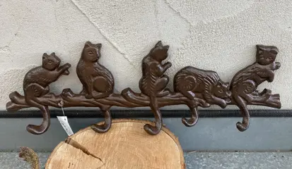 GIETIJZEREN KAPSTOK OF KEUKENHAAK REKJE POEZEN NIEUW