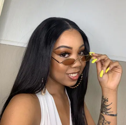 Ik ben iop zoek naar een leuke tijd.