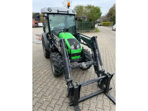 Deutz Agrokid 230 + Stoll frontlader