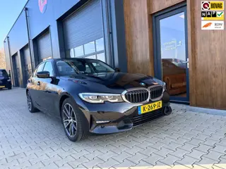 BMW 3-serie 330e eDrive Edition sport leer apple carplay