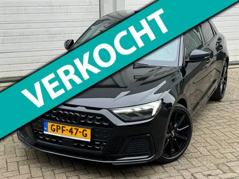 Audi A1 Sportback 35 TFSI S Line Pre sense/Led/Carplay/Navi/Startstop/Ambilight/Aut