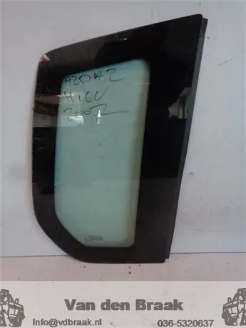 Mazda 2 5drs 2003-2007 Zijruit rechts achter