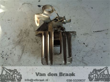 Audi A6 3.0 30V V6 Quattro 2001-2005 Remklauw rechts achter