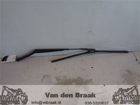 Volkswagen Polo 2009-2014 Ruitenwisserarm rechts voorzijde