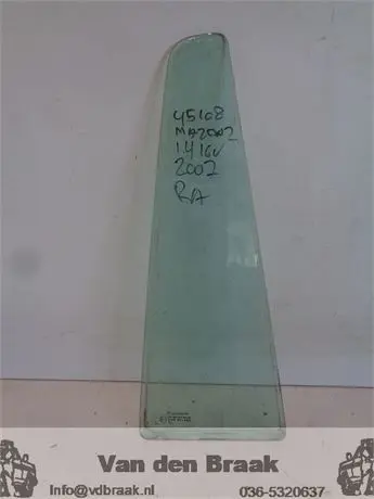 Mazda 2 5drs 2003-2007 Scheerruit rechts achter