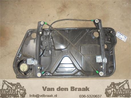 Volkswagen New Beetle 1998-2005 Raammechaniek links elec.