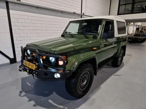 Toyota LandCruiser 70 4.2 HZJ 74 Turbo Airco Braid
