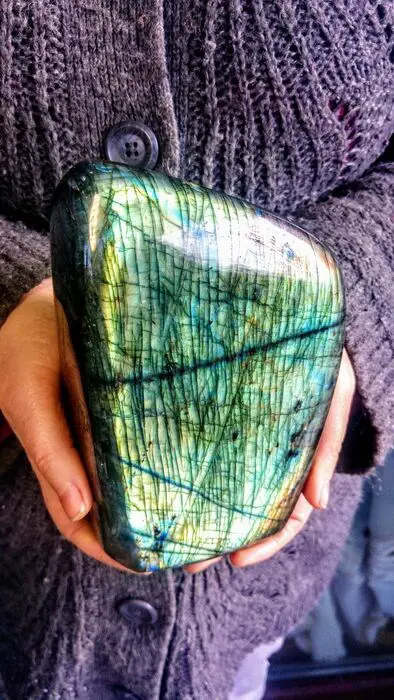 Groot - 2,2 kg Labradoriet - Rare Bright Chameleon - Silver