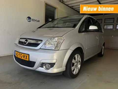 OPEL MERIVA 1.6-16V Cosmo AIRCO HOOGINSTAP GOEDE AUTO NAP