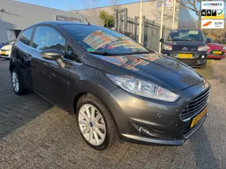 Ford Fiesta 1.0 ecoboost Titanium,125 pk clima / airco, elec pakket, multi-stuur, voorruit verwarmin