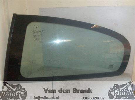 Nissan Almera 3 deurs 2000-2002 Plakruit linksachter