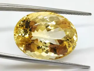Citrien Goudgeel* - 39.97 ct